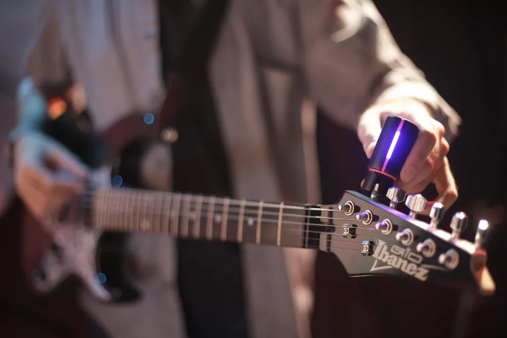 Automatic Guitar Tuner