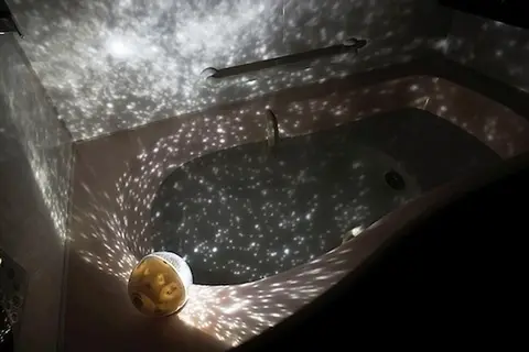 Bathtub Planetarium