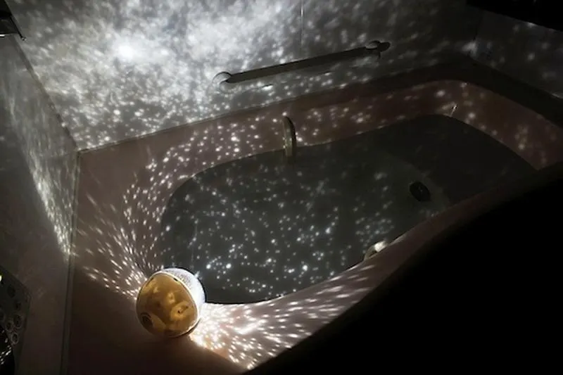 Bathtub Planetarium