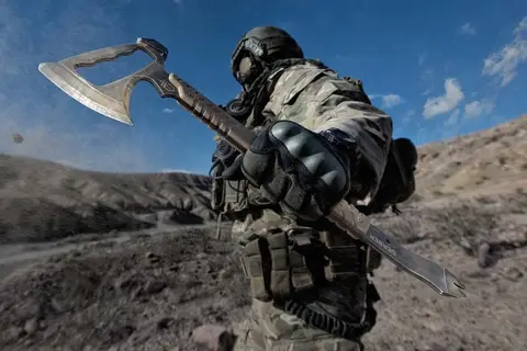 Breaching Tomahawk