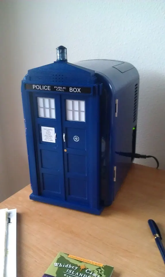 Doctor Who TARDIS Mini Fridge