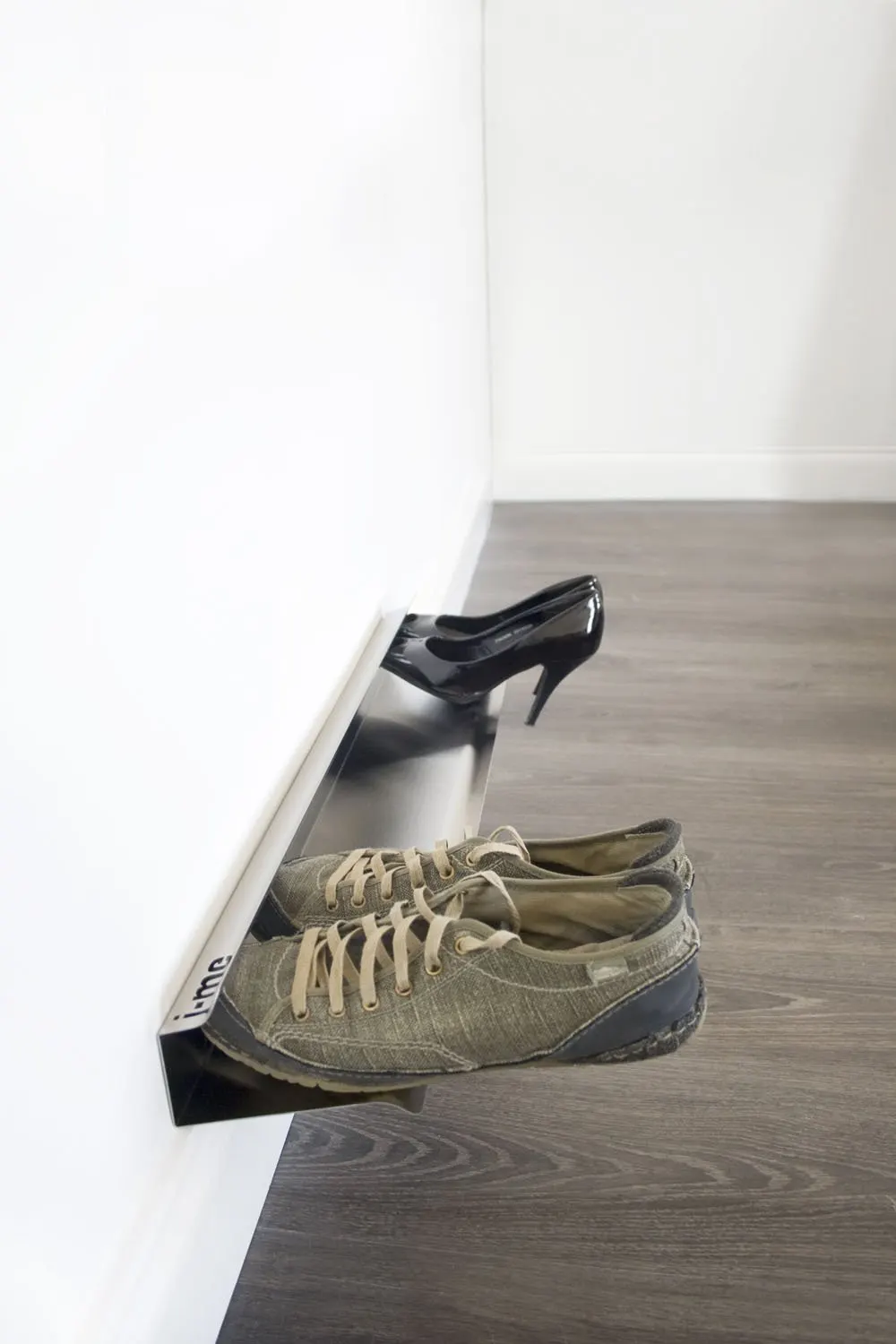 Floating Shoe Rack