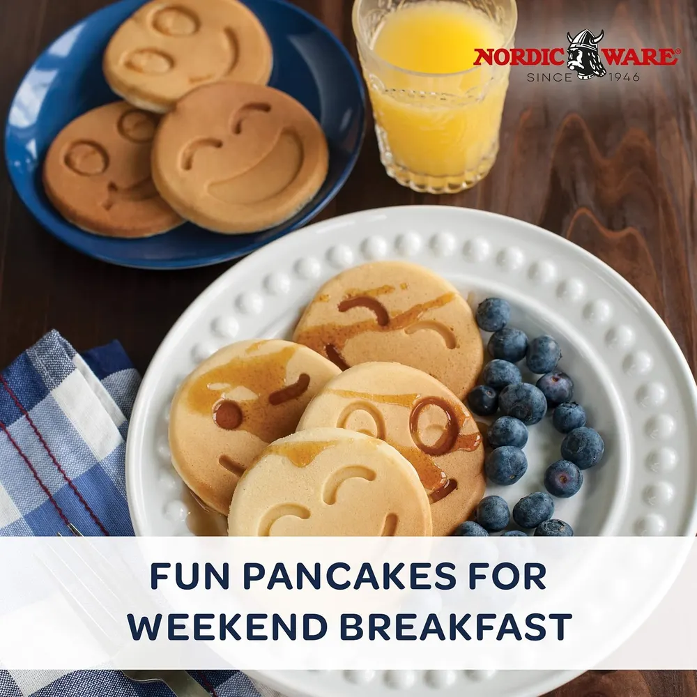 Nordic Ware Smiley Face Pancake Pan, photo 2