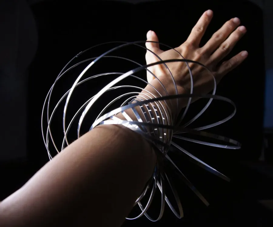 Kinetic Flow Toy