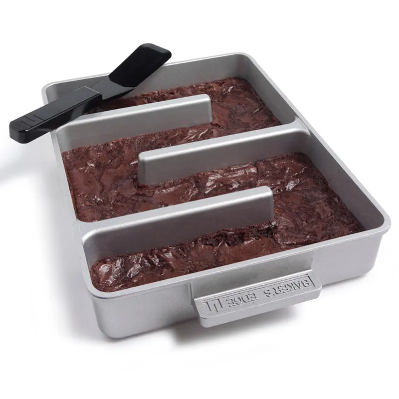 Nonstick Edge Brownie Pan