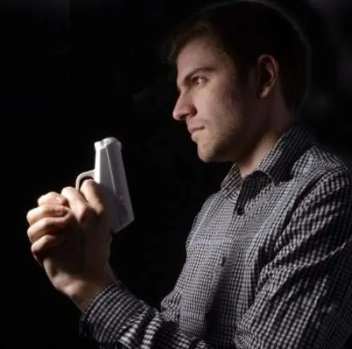 Secret Agent Pistol Alarm Clock, photo 4