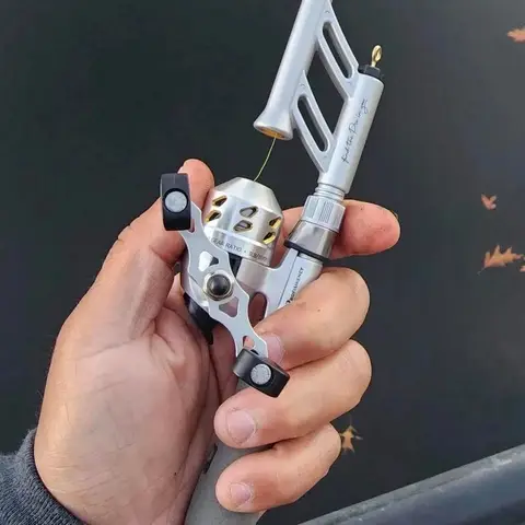 Tiny Spincast Fidget Reel