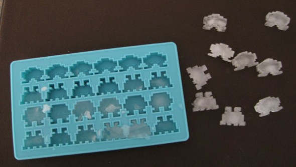 Space Invaders Ice Tray With Ice