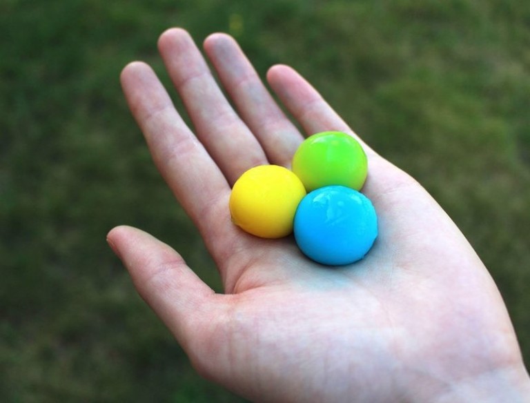 DIY Throwable Paintballs Oh The Things You Can Buy